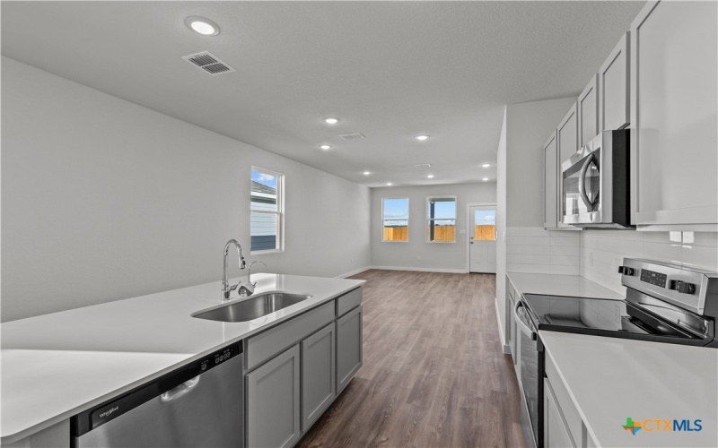 4338 Hobbiton Way, New Braunfels, TX 78130, 3 Habitaciones Habitaciones , ,2 BañosBaños,Residential,En Venta,4338 Hobbiton Way,0,604320