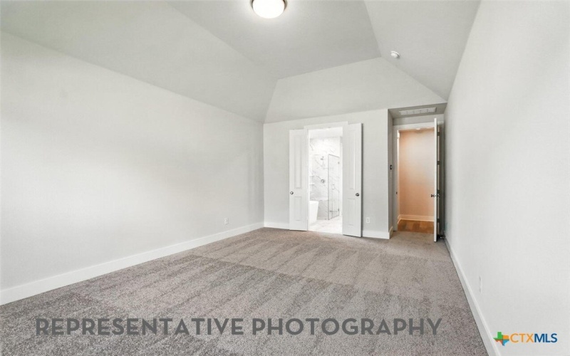 9308 Hamadryas Drive, Austin, TX 78744, 5 Habitaciones Habitaciones , ,6 BañosBaños,Residential,En Venta,9308 Hamadryas Drive,0,604347