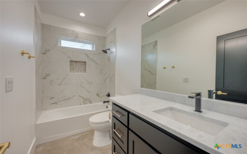 1501 Woodcrest Drive, Granite Shoals, TX 78654, 3 Bedrooms Bedrooms, ,2 BathroomsBathrooms,Residential,For Sale,1501 Woodcrest Drive,0,604371