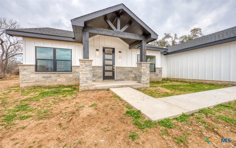 1501 Woodcrest Drive, Granite Shoals, TX 78654, 3 Bedrooms Bedrooms, ,2 BathroomsBathrooms,Residential,For Sale,1501 Woodcrest Drive,0,604371