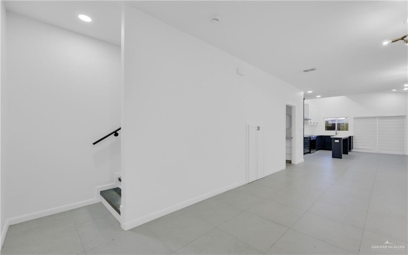 211 N 28th Street, McAllen, TX 78501, 3 Bedrooms Bedrooms, ,2 BathroomsBathrooms,Residential,For Sale,211 N 28th Street,0,494420