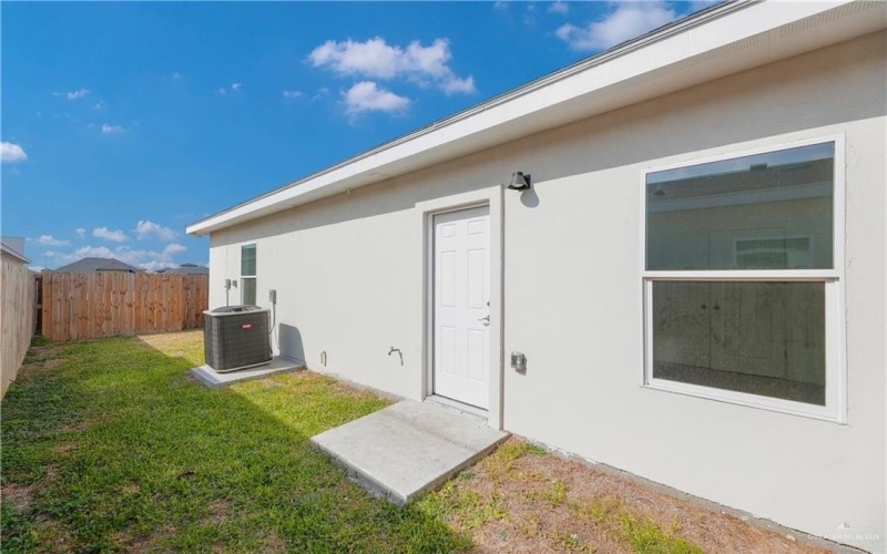 5003 Dahlia Street unit: 2 #2, Pharr, TX 78539, 3 Bedrooms Bedrooms, ,2 BathroomsBathrooms,Residential,For Sale,5003 Dahlia Street unit: 2,0,494500