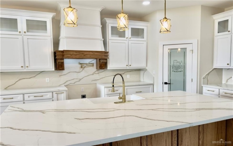 8408 G M Drive, Elsa, TX 78543, 3 Bedrooms Bedrooms, ,2 BathroomsBathrooms,Residential,For Sale,8408 G M Drive,0,494545