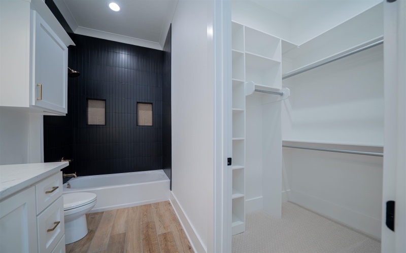 140 Waterfowl, Longview, TX 75602, 4 Habitaciones Habitaciones , ,3 BañosBaños,Residential,En Venta,140 Waterfowl,0,20260963