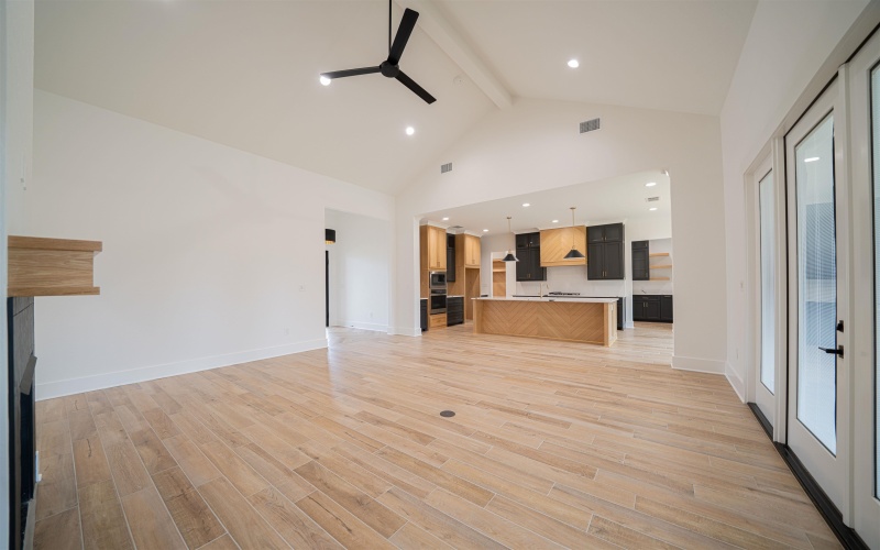 140 Waterfowl, Longview, TX 75602, 4 Habitaciones Habitaciones , ,3 BañosBaños,Residential,En Venta,140 Waterfowl,0,20260963