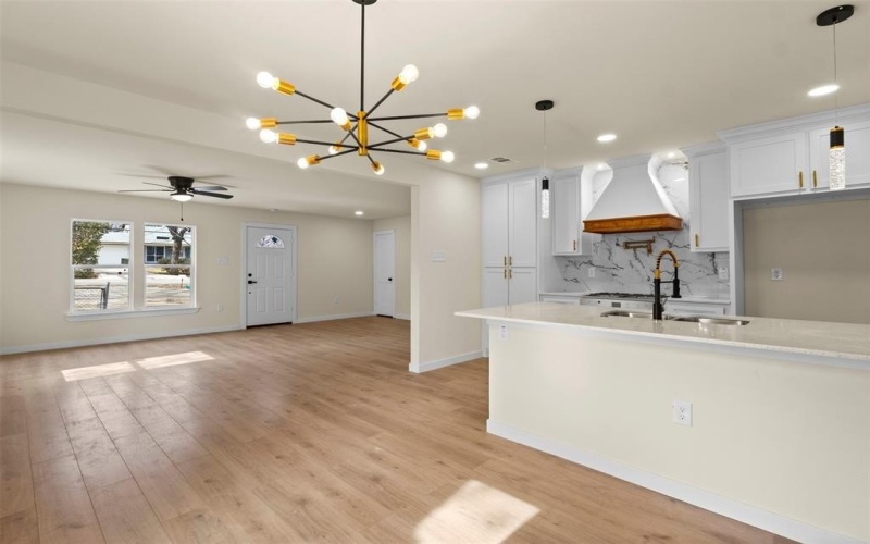 153 Avondale Avenue, Azle, TX 76020, 4 Bedrooms Bedrooms, ,2 BathroomsBathrooms,Residential,For Sale,153 Avondale Avenue,0,21138339