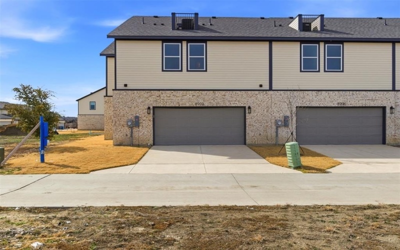 8902 Lowell Street, Rowlett, TX 75089, 4 Bedrooms Bedrooms, ,2 BathroomsBathrooms,Residential,For Sale,8902 Lowell Street,0,21176152