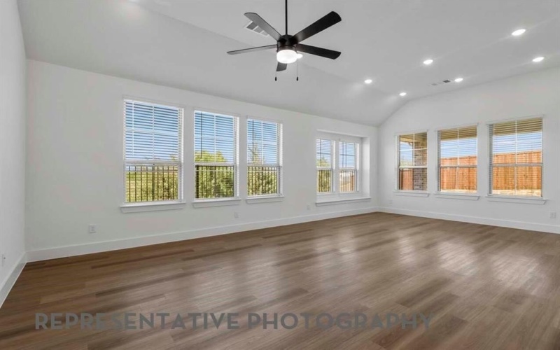 3729 American Paint Drive, Aubrey, TX 76227, 4 Bedrooms Bedrooms, ,3 BathroomsBathrooms,Residential,For Sale,3729 American Paint Drive,0,21176465