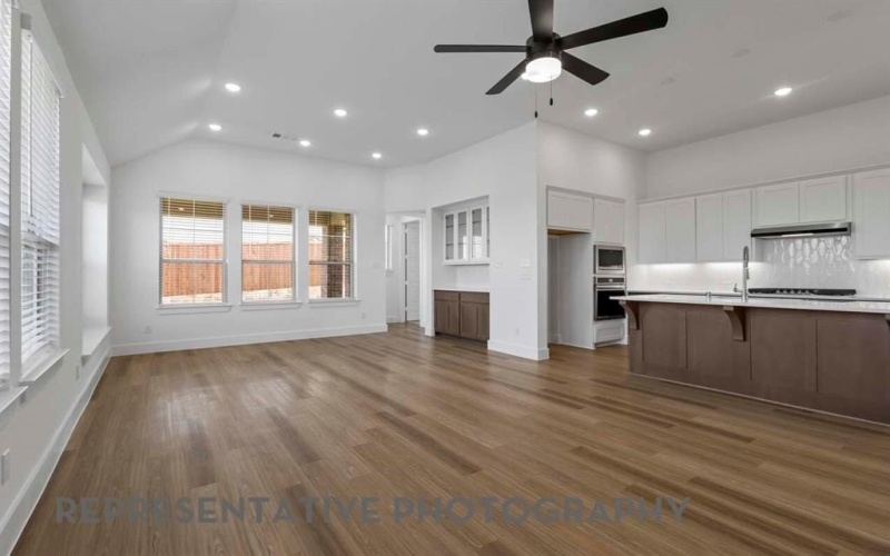 3729 American Paint Drive, Aubrey, TX 76227, 4 Bedrooms Bedrooms, ,3 BathroomsBathrooms,Residential,For Sale,3729 American Paint Drive,0,21176465