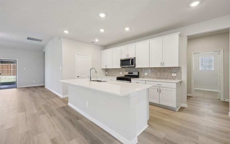 4004 Fork Drive, Farmersville, TX 75442, 4 Bedrooms Bedrooms, ,3 BathroomsBathrooms,Residential,For Sale,4004 Fork Drive,0,21176808