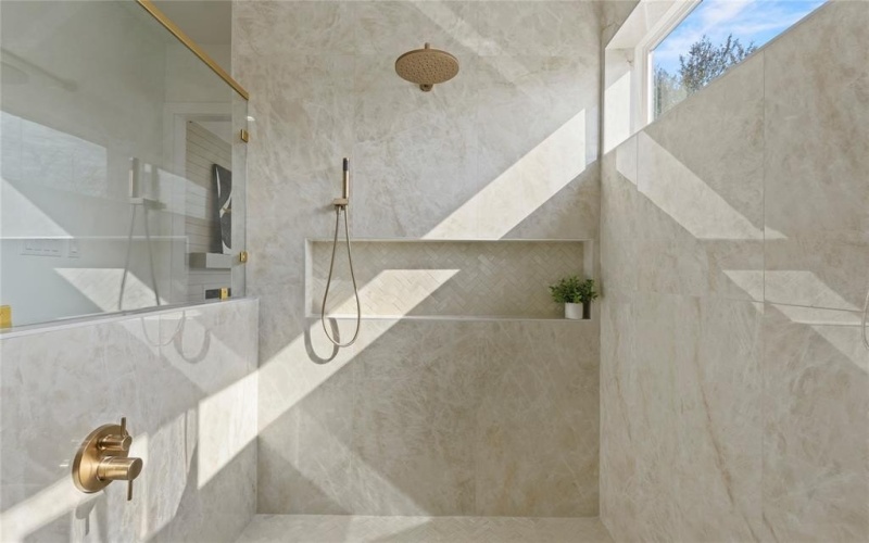 4016 Puget Street, Dallas, TX 75212, 4 Habitaciones Habitaciones , ,5 BañosBaños,Residential,En Venta,4016 Puget Street,0,21176842