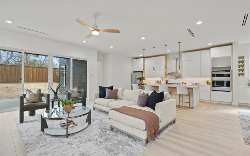 4016 Puget Street, Dallas, TX 75212, 4 Habitaciones Habitaciones , ,5 BañosBaños,Residential,En Venta,4016 Puget Street,0,21176842