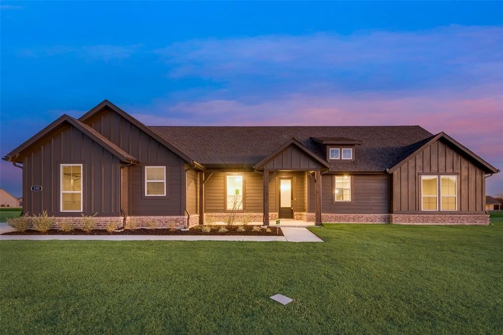 2911 Mossy Oak Drive, Terrell, TX 75160, 3 Bedrooms Bedrooms, ,2 BathroomsBathrooms,Residential,For Sale,2911 Mossy Oak Drive,20562950