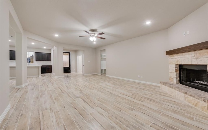 2911 Mossy Oak Drive, Terrell, TX 75160, 3 Bedrooms Bedrooms, ,2 BathroomsBathrooms,Residential,For Sale,2911 Mossy Oak Drive,20562950