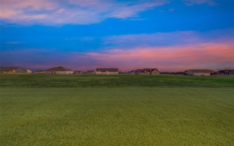 2911 Mossy Oak Drive, Terrell, TX 75160, 3 Bedrooms Bedrooms, ,2 BathroomsBathrooms,Residential,For Sale,2911 Mossy Oak Drive,20562950