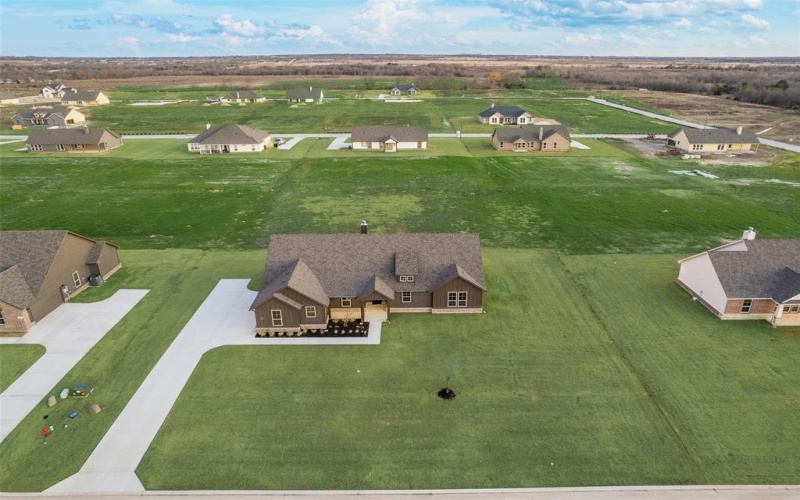 2911 Mossy Oak Drive, Terrell, TX 75160, 3 Bedrooms Bedrooms, ,2 BathroomsBathrooms,Residential,For Sale,2911 Mossy Oak Drive,20562950