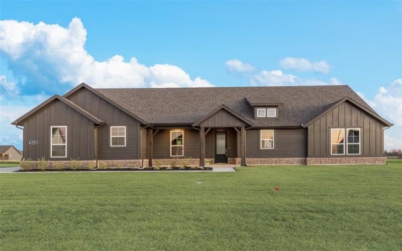 2911 Mossy Oak Drive, Terrell, TX 75160, 3 Bedrooms Bedrooms, ,2 BathroomsBathrooms,Residential,For Sale,2911 Mossy Oak Drive,20562950