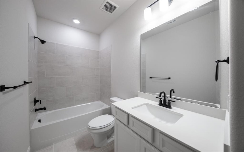 7868 Manilla Drive, Rowlett, TX 75088, 3 Bedrooms Bedrooms, ,3 BathroomsBathrooms,Residential,For Sale,7868 Manilla Drive,0,21176991