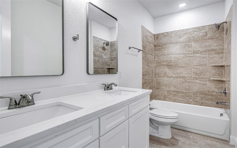 204 High Ridge Court, Godley, TX 76044, 4 Habitaciones Habitaciones , ,2 BañosBaños,Residential,En Venta,204 High Ridge Court,0,21177330