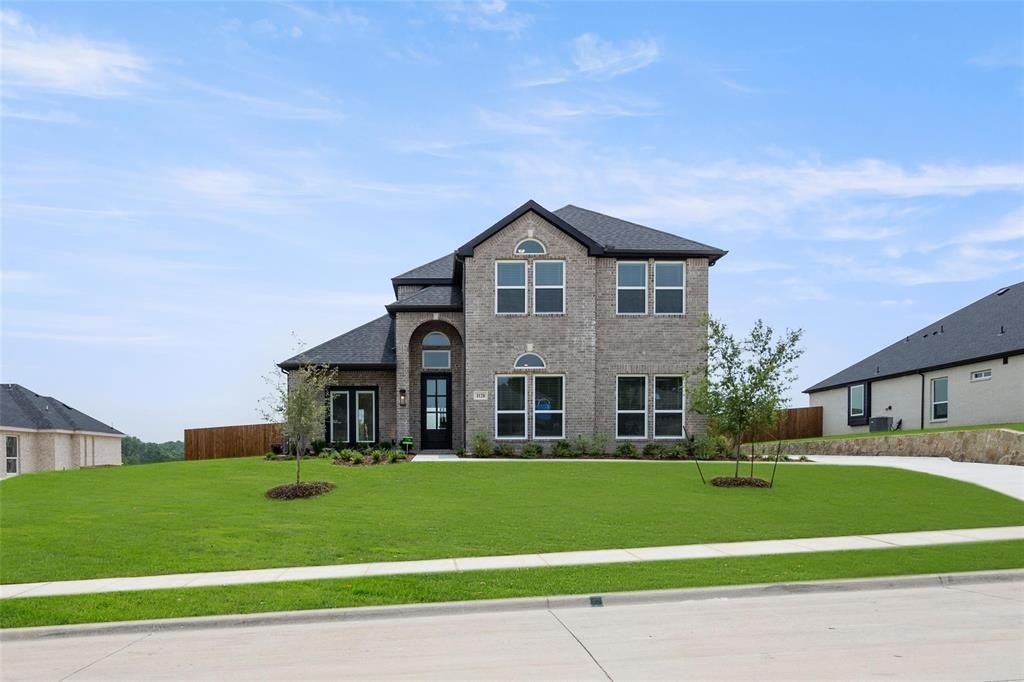 1128 Willow Lake Drive, DeSoto, TX 75115, 5 Habitaciones Habitaciones , ,3 BañosBaños,Residential,En Venta,1128 Willow Lake Drive,20626576