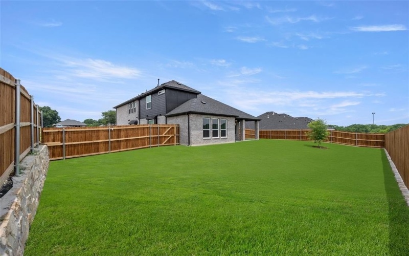 1128 Willow Lake Drive, DeSoto, TX 75115, 5 Habitaciones Habitaciones , ,3 BañosBaños,Residential,En Venta,1128 Willow Lake Drive,20626576