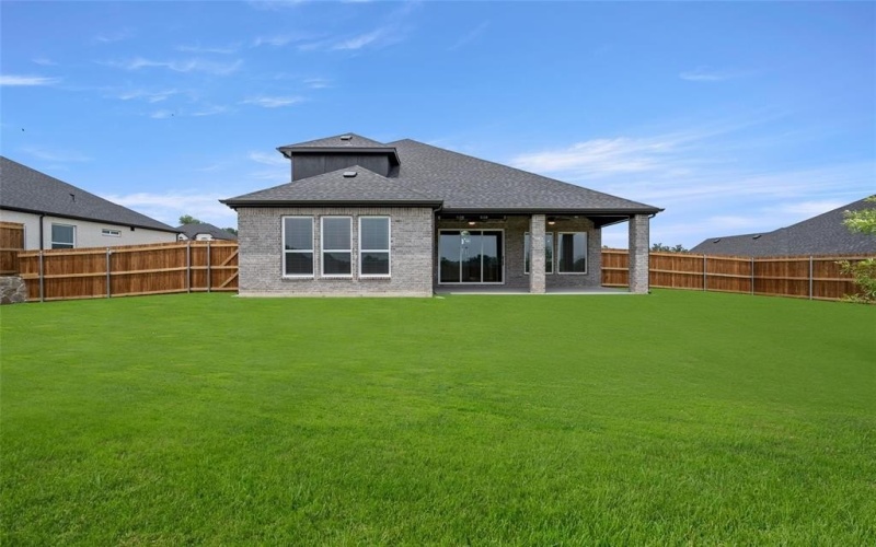 1128 Willow Lake Drive, DeSoto, TX 75115, 5 Habitaciones Habitaciones , ,3 BañosBaños,Residential,En Venta,1128 Willow Lake Drive,20626576