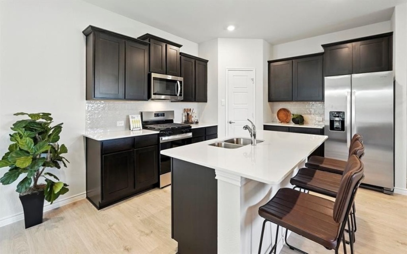 10212 Amalgam Street, Aubrey, TX 76227, 4 Bedrooms Bedrooms, ,2 BathroomsBathrooms,Residential,For Sale,10212 Amalgam Street,0,21177418