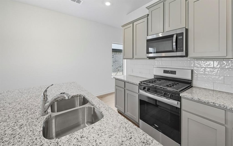 10216 Amalgam Street, Aubrey, TX 76227, 3 Habitaciones Habitaciones , ,2 BañosBaños,Residential,En Venta,10216 Amalgam Street,0,21177450