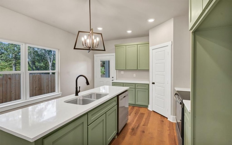 805 Branding Iron Trail, Granbury, TX 76049, 3 Habitaciones Habitaciones , ,2 BañosBaños,Residential,En Venta,805 Branding Iron Trail,0,21177579