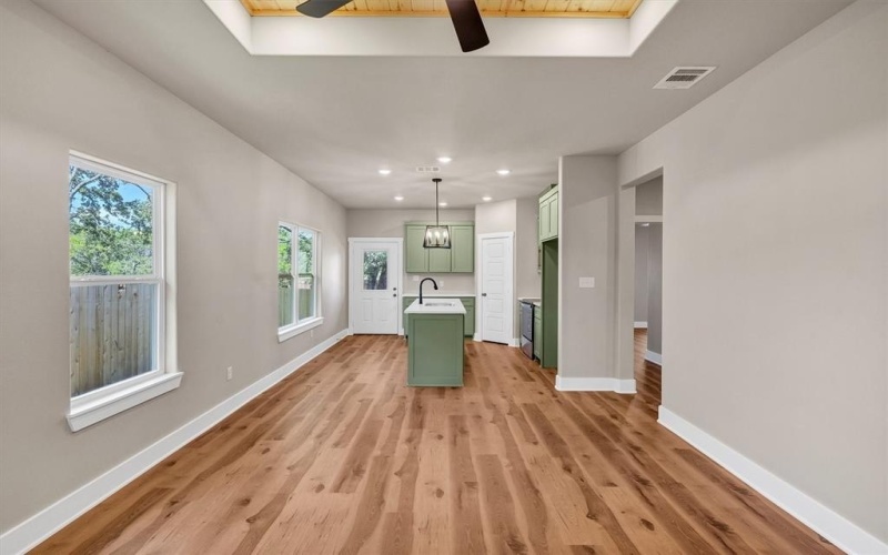 805 Branding Iron Trail, Granbury, TX 76049, 3 Habitaciones Habitaciones , ,2 BañosBaños,Residential,En Venta,805 Branding Iron Trail,0,21177579