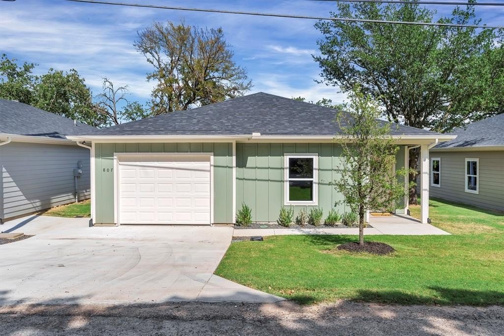 807 Branding Iron Trail, Granbury, TX 76049, 3 Habitaciones Habitaciones , ,2 BañosBaños,Residential,En Venta,807 Branding Iron Trail,0,21177584