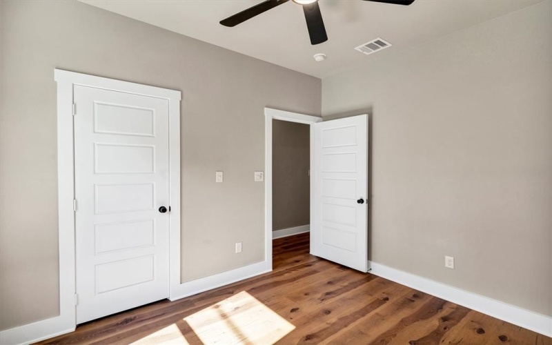 807 Branding Iron Trail, Granbury, TX 76049, 3 Habitaciones Habitaciones , ,2 BañosBaños,Residential,En Venta,807 Branding Iron Trail,0,21177584