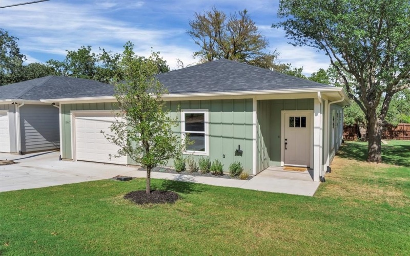 807 Branding Iron Trail, Granbury, TX 76049, 3 Habitaciones Habitaciones , ,2 BañosBaños,Residential,En Venta,807 Branding Iron Trail,0,21177584