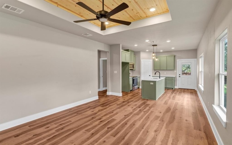 807 Branding Iron Trail, Granbury, TX 76049, 3 Habitaciones Habitaciones , ,2 BañosBaños,Residential,En Venta,807 Branding Iron Trail,0,21177584