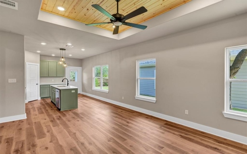 807 Branding Iron Trail, Granbury, TX 76049, 3 Habitaciones Habitaciones , ,2 BañosBaños,Residential,En Venta,807 Branding Iron Trail,0,21177584