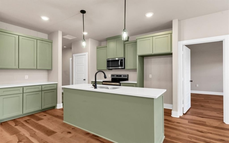 811 Branding Iron Trail, Granbury, TX 76049, 3 Habitaciones Habitaciones , ,2 BañosBaños,Residential,En Venta,811 Branding Iron Trail,0,21177598