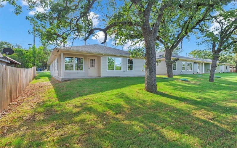 811 Branding Iron Trail, Granbury, TX 76049, 3 Habitaciones Habitaciones , ,2 BañosBaños,Residential,En Venta,811 Branding Iron Trail,0,21177598