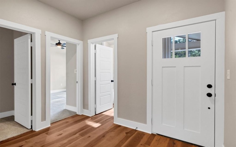 811 Branding Iron Trail, Granbury, TX 76049, 3 Habitaciones Habitaciones , ,2 BañosBaños,Residential,En Venta,811 Branding Iron Trail,0,21177598