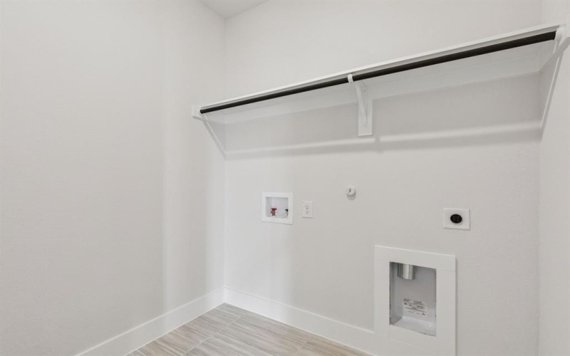 4510 Night Hawk Avenue, Waxahachie, TX 75165, 4 Bedrooms Bedrooms, ,2 BathroomsBathrooms,Residential,For Sale,4510 Night Hawk Avenue,0,21177703