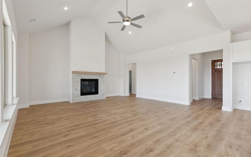 4510 Night Hawk Avenue, Waxahachie, TX 75165, 4 Bedrooms Bedrooms, ,2 BathroomsBathrooms,Residential,For Sale,4510 Night Hawk Avenue,0,21177703