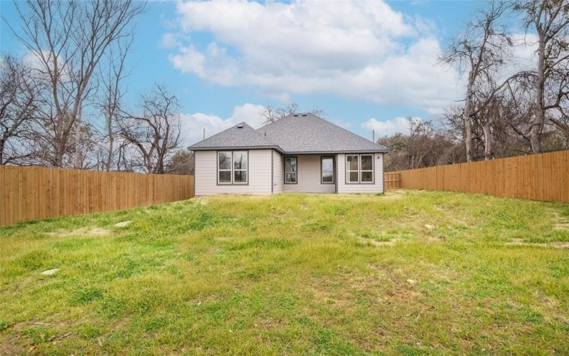 1111 Travis Avenue, Alvarado, TX 76009, 3 Bedrooms Bedrooms, ,2 BathroomsBathrooms,Residential,For Sale,1111 Travis Avenue,0,21177711