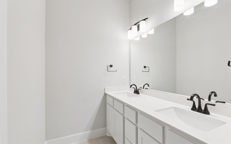 520 Winchester Way, Waxahachie, TX 75165, 4 Bedrooms Bedrooms, ,2 BathroomsBathrooms,Residential,For Sale,520 Winchester Way,0,21177777