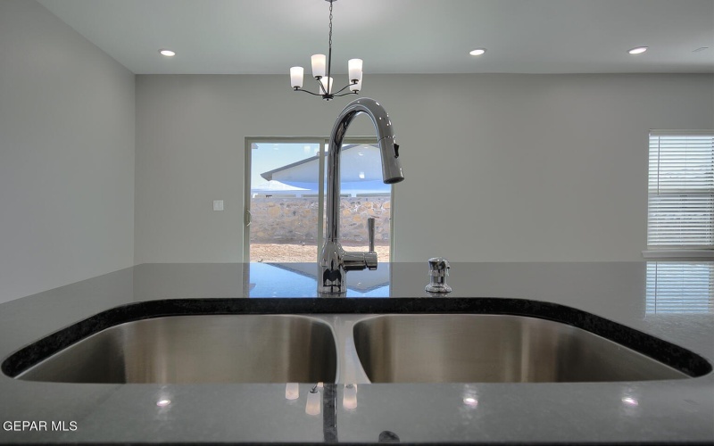 13916 Summer Valley Avenue, El Paso, TX 79928, 5 Bedrooms Bedrooms, ,2 BathroomsBathrooms,Residential,For Sale,13916 Summer Valley Avenue,0,938103