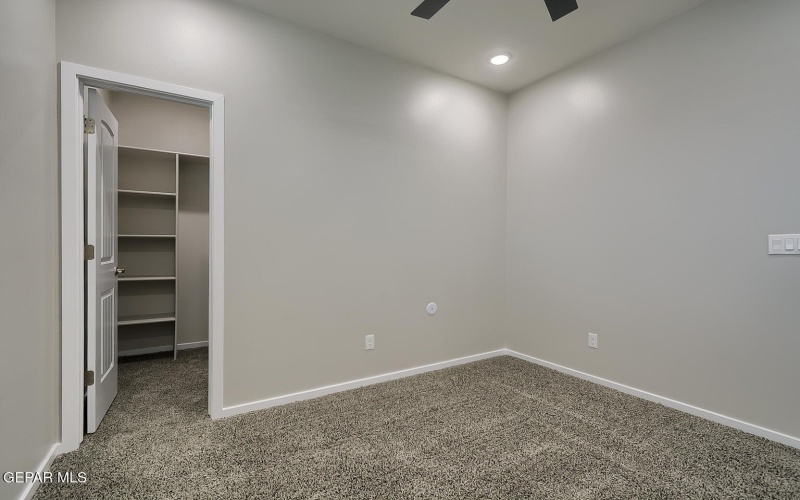 13916 Summer Valley Avenue, El Paso, TX 79928, 5 Bedrooms Bedrooms, ,2 BathroomsBathrooms,Residential,For Sale,13916 Summer Valley Avenue,0,938103