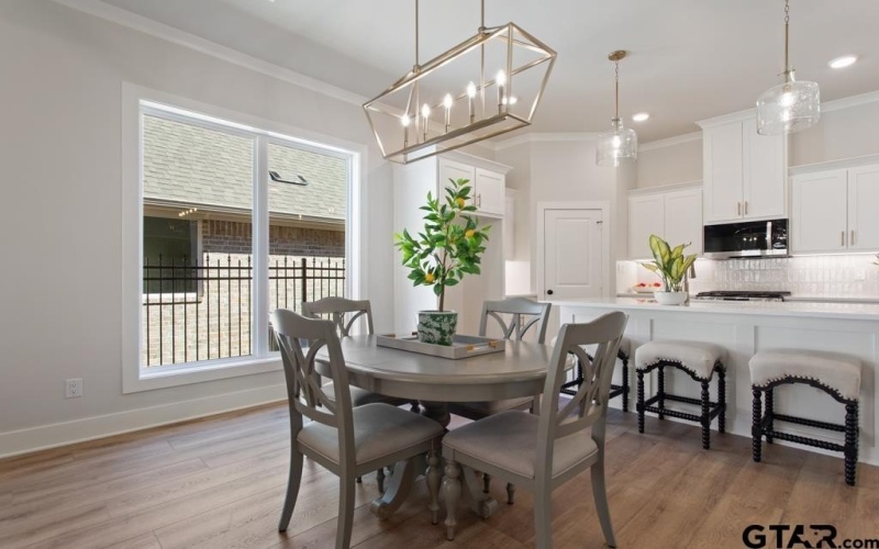 9248 Villas Ct, Tyler, TX 75703, 4 Bedrooms Bedrooms, ,2 BathroomsBathrooms,Residential,For Sale,9248 Villas Ct,0,25017340