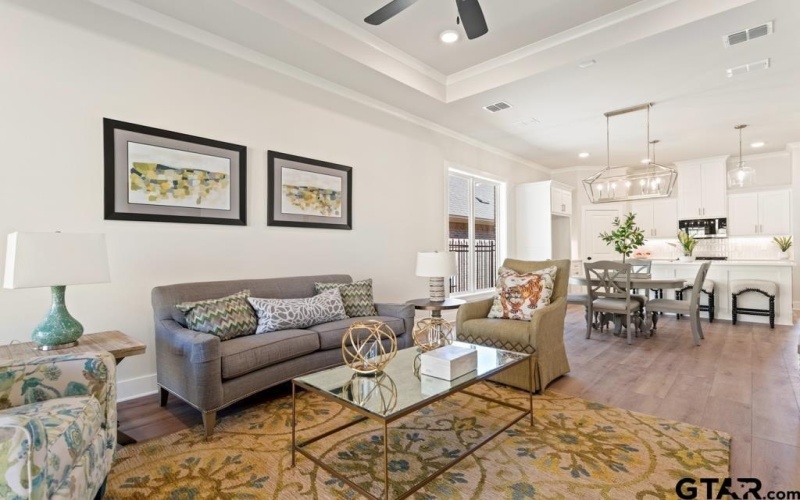 9248 Villas Ct, Tyler, TX 75703, 4 Bedrooms Bedrooms, ,2 BathroomsBathrooms,Residential,For Sale,9248 Villas Ct,0,25017340