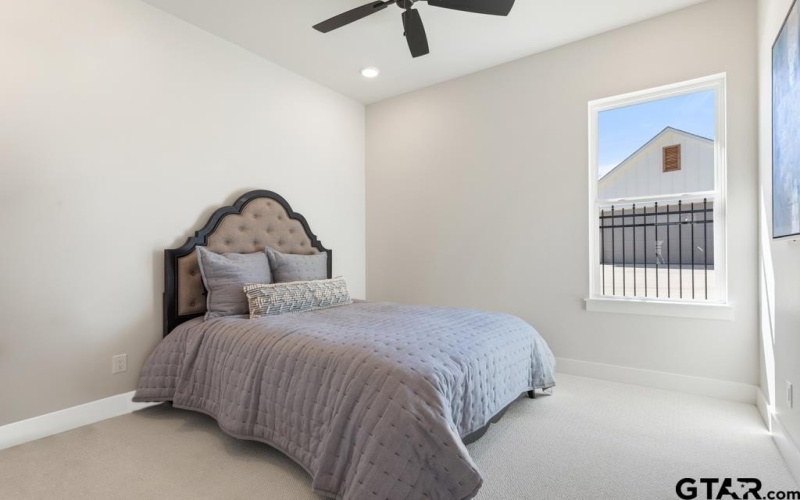 9248 Villas Ct, Tyler, TX 75703, 4 Bedrooms Bedrooms, ,2 BathroomsBathrooms,Residential,For Sale,9248 Villas Ct,0,25017340