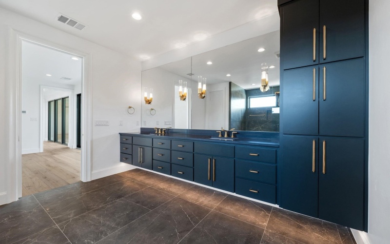 111 Orange Plume, Horseshoe Bay, TX 78657, 4 Bedrooms Bedrooms, ,5 BathroomsBathrooms,Residential,For Sale,111 Orange Plume,0,176480