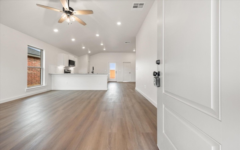 13825 Gary Avenue, Lubbock, TX 79423, 3 Habitaciones Habitaciones , ,2 BañosBaños,Residential,En Venta,13825 Gary Avenue,0,202601917