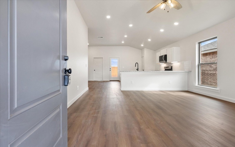 13823 Gary Avenue, Lubbock, TX 79423, 3 Habitaciones Habitaciones , ,2 BañosBaños,Residential,En Venta,13823 Gary Avenue,0,202601919